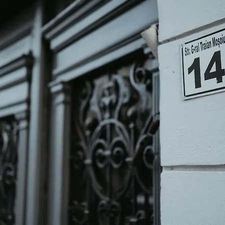 Daire Urbino Casa Kaloşvar