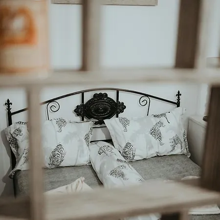 Urbino Casa شقة *